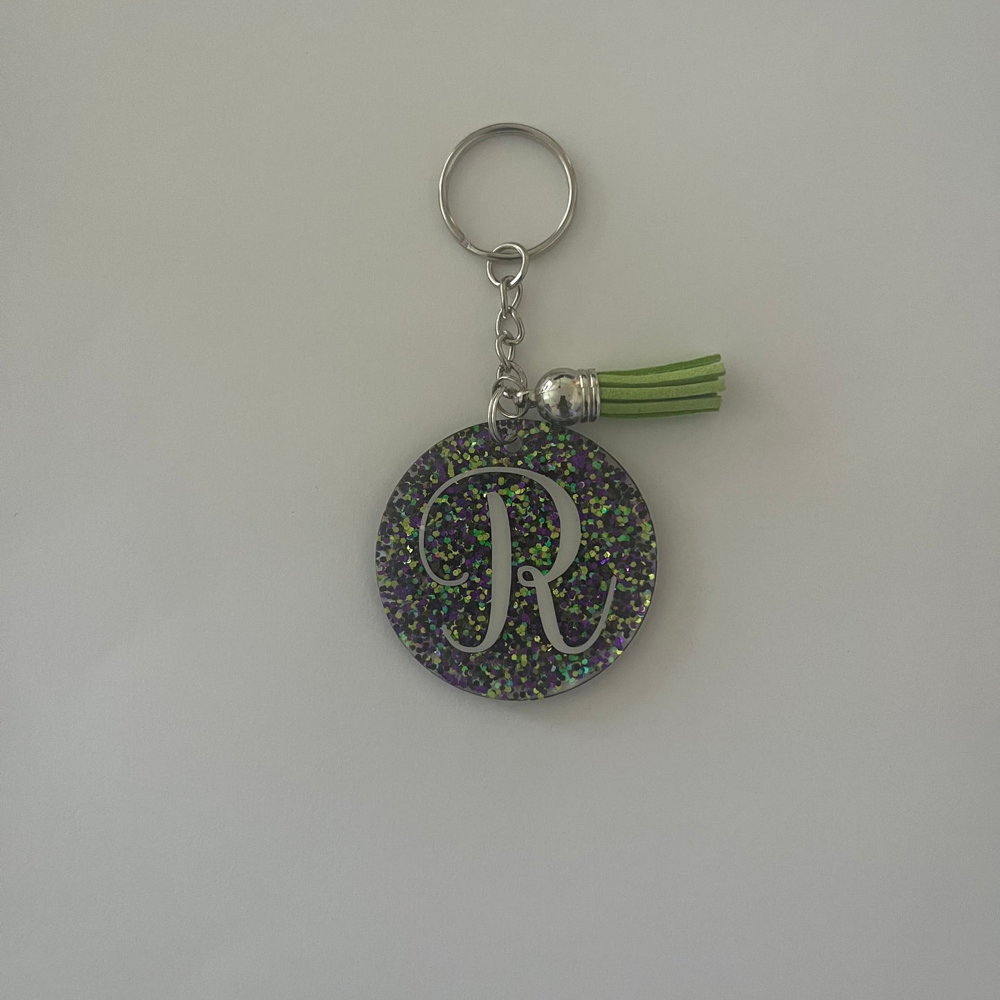 R